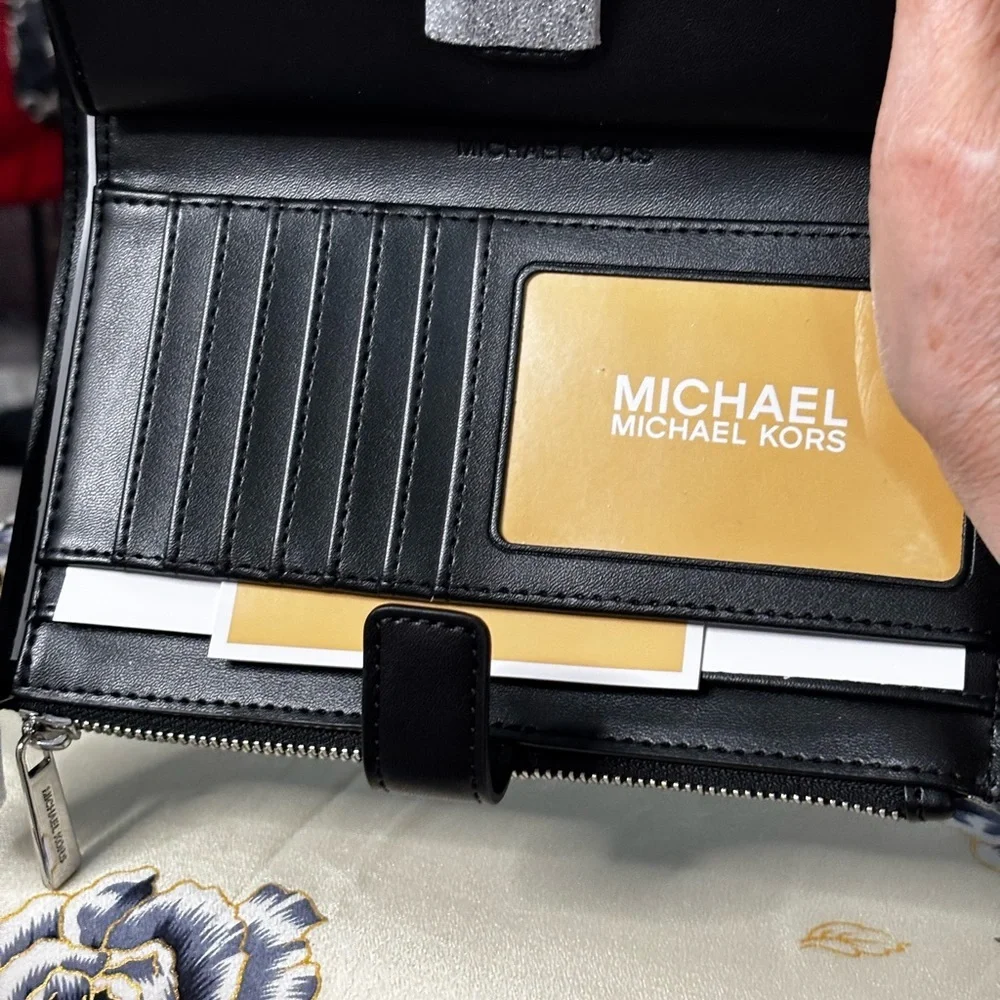 Michael Kors Jet Set Travel Slim Wallet - Black and Silver - Picture 12 of 12
